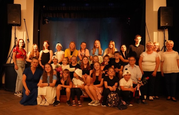 Koncert solistów i zespołów wokalnych Złocienieckiego Ośrodka Kultury