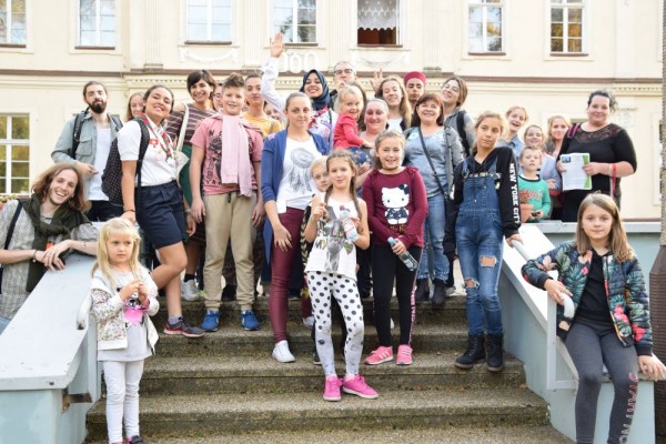 Trzy świetlice, dwa projekty