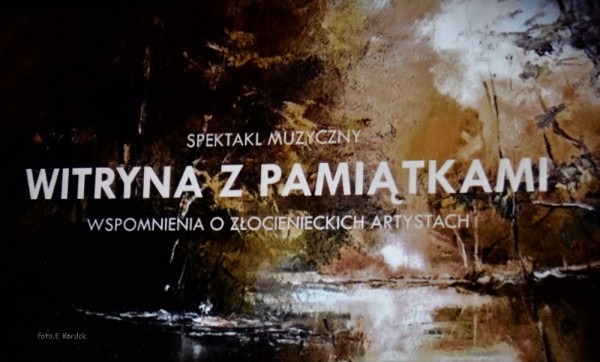 „Witryna z pamiątkami”