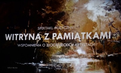 „Witryna z pamiątkami”