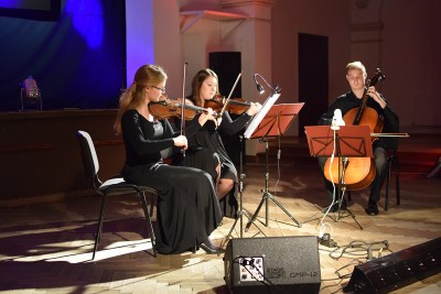 Muzyczny piątek z trio Porteno