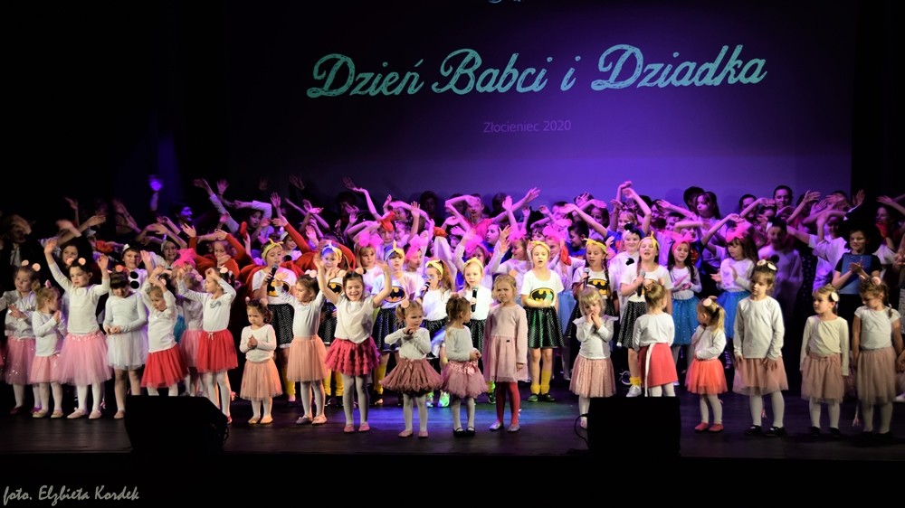 Bajkowy Dzień Babci i Dziadka