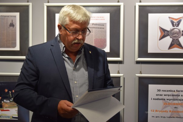 „12 Złocieniecka” z kart historii Garnizonu Budowo.