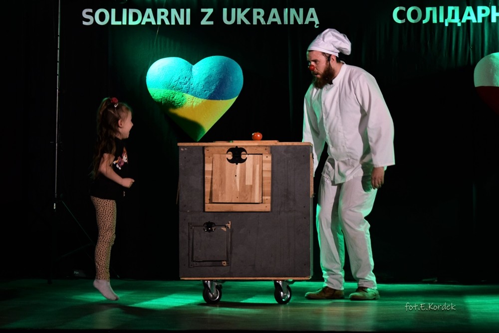 "Jarzyna" - nowocyrkowy spektakl familijny