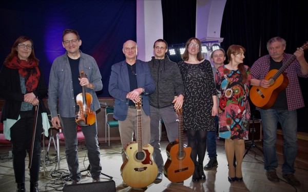 Koncert zespołów Byle do góry i Browaru Żywiec